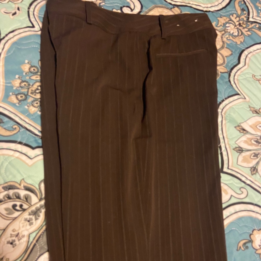 Apt 9 Knee length shorts